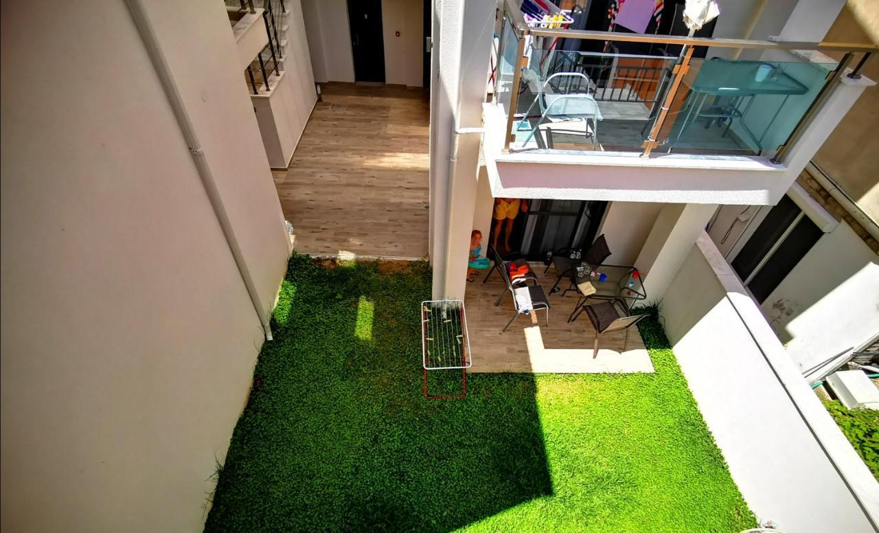 Apartamento Sarti Holidays Exterior foto